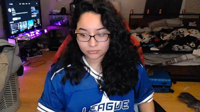 Snapshot of Elliewgfs chatting on December 22, 2024, 2:28 am Elliewgfs online show from December 22, 2024, 2:28 am