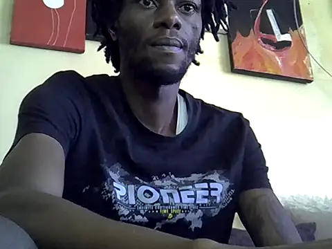 Delicious-D online show from October 9, 2025, 5:38 am