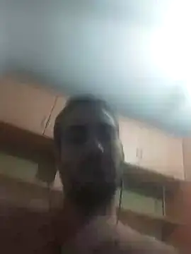 skrigul12 online show from September 25, 2025, 6:22 pm