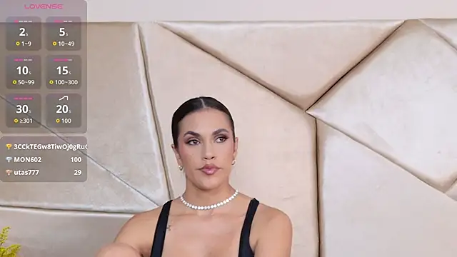 Camille Torres online show from October 17, 2025, 3:14 pm