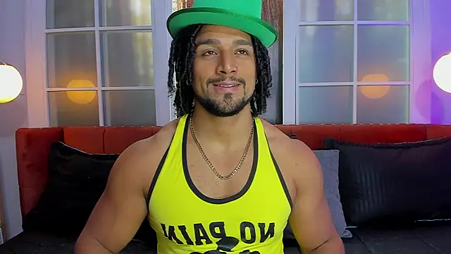 Snapshot of MikeEstevess chatting on March 16, 2025, 4:20 am MikeEstevess online show from March 16, 2025, 4:20 am