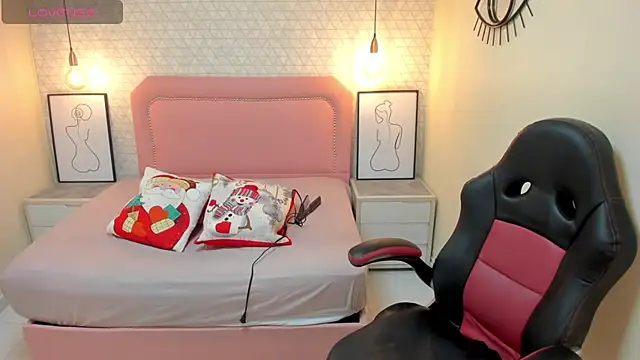 Kittytimberlake online show from December 2, 2025, 12:21 pm