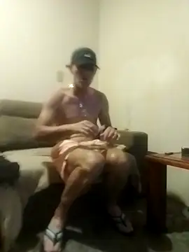 CrestedNotch online show from February 6, 2026, 2:49 am