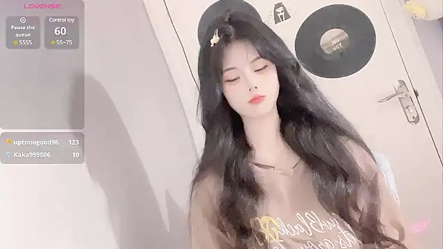 Qedgjwyz1 online show from March 11, 2025, 12:11 am