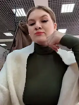 Snapshot of Morphine_666 chatting on December 12, 2024, 3:43 am Morphine 666 online show from December 12, 2024, 3:43 am