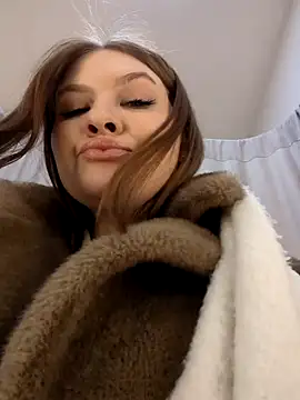 Snapshot of Morphine_666 chatting on December 15, 2024, 6:18 am Morphine 666 online show from December 15, 2024, 6:18 am