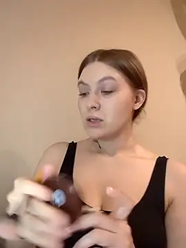 Snapshot of Morphine_666 chatting on February 6, 2025, 4:10 am Morphine 666 online show from February 6, 2025, 4:10 am