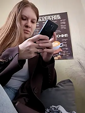 Snapshot of Morphine_666 chatting on September 12, 2025, 5:18 am Morphine 666 online show from September 12, 2025, 5:18 am