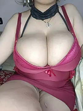 Rihaamm online show from June 12, 2026, 7:35 pm
