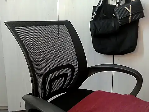 Destiny Desire online show from September 26, 2025, 1:59 pm