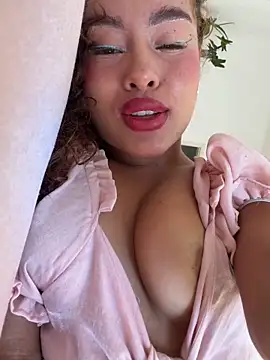 Snapshot of Marie_Rose chatting on March 28, 2026, 10:59 am Marie Rose online show from March 28, 2026, 10:59 am