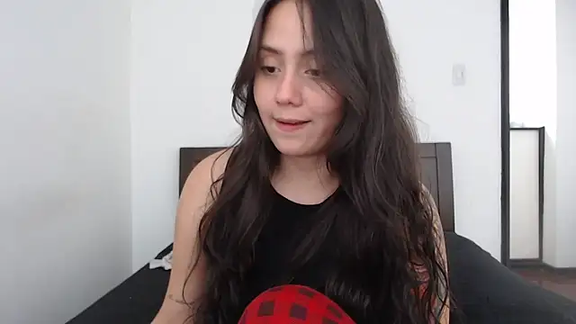 rebecca collin online show from December 17, 2025, 8:37 pm