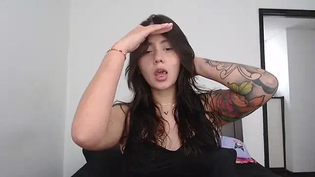 rebecca collin online show from February 17, 2026, 3:08 pm