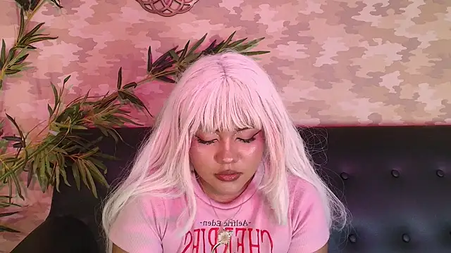 cherry chel online show from February 21, 2025, 9:11 pm