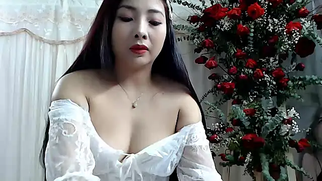 Snapshot of MiMi_0293 chatting on December 22, 2024, 9:22 am MiMi 0293 online show from December 22, 2024, 9:22 am