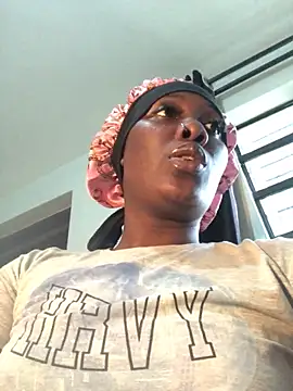 Lola kims online show from March 18, 2026, 12:19 pm