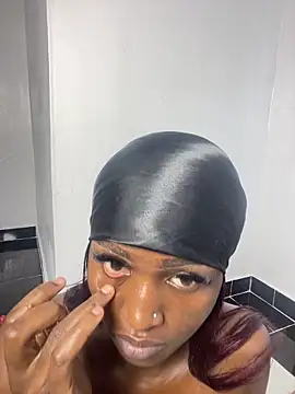 Snapshot of Curvixx chatting on November 14, 2025, 8:02 am Curvixx online show from November 14, 2025, 8:02 am