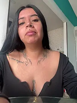 Devilsweet17 online show from February 25, 2025, 7:25 pm