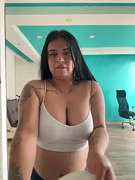 Devilsweet17 online show from February 27, 2026, 9:26 pm