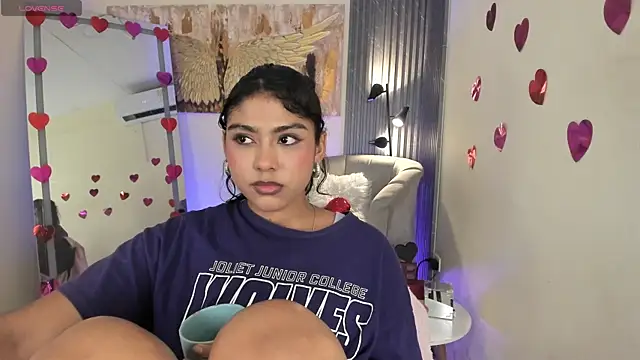 emma alice  online show from February 20, 2025, 5:40 pm