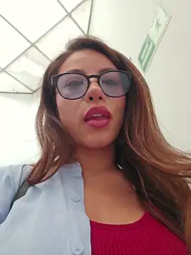 Karen San Miguel online show from June 22, 2026, 7:22 pm