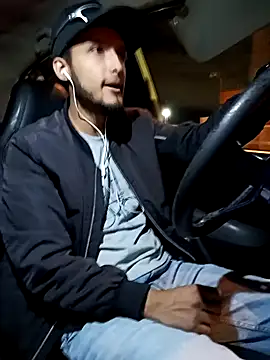 Snapshot of mosmar_20 chatting on December 24, 2024, 1:06 am mosmar 20 online show from December 24, 2024, 1:06 am