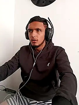 Snapshot of mosmar_20 chatting on January 7, 2025, 8:31 pm mosmar 20 online show from January 7, 2025, 8:31 pm