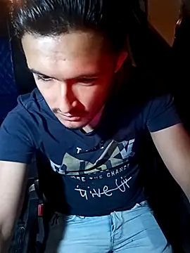 Snapshot of mosmar_20 chatting on November 2, 2025, 12:13 am mosmar 20 online show from November 2, 2025, 12:13 am