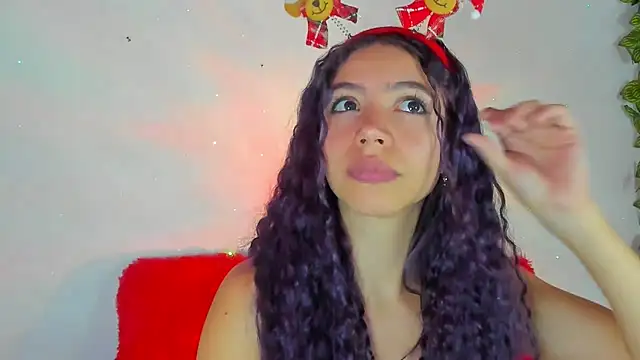 Snapshot of Dear_anne chatting on December 5, 2024, 8:00 pm Dear anne online show from December 5, 2024, 8:00 pm