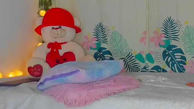 Snapshot of Dear_anne chatting on January 25, 2025, 10:29 am Dear anne online show from January 25, 2025, 10:29 am