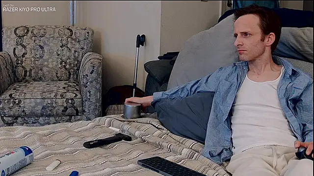 Snapshot of Dilldough405 chatting on December 15, 2025, 11:14 am Dilldough405 online show from December 15, 2025, 11:14 am