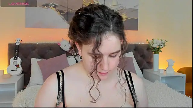 Ariella Sol online show from January 22, 2025, 7:14 am