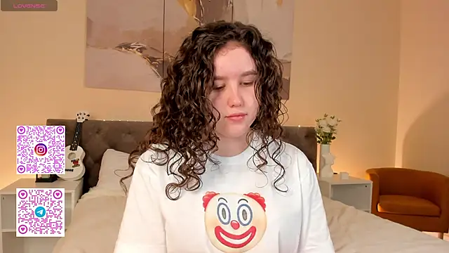 Ariella Sol online show from September 19, 2025, 12:02 am