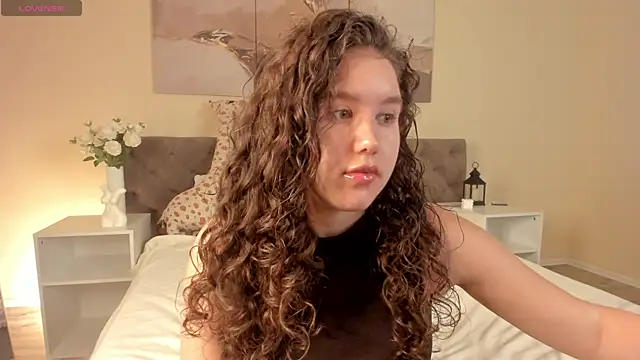 Ariella Sol online show from July 25, 2026, 1:04 am