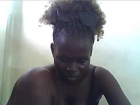 Sexyhotgal22 online show from May 1, 2026, 7:35 am