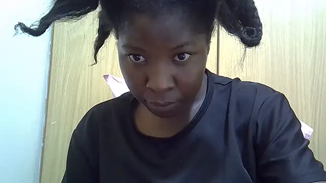 pretty brina online show from December 5, 2025, 8:45 am