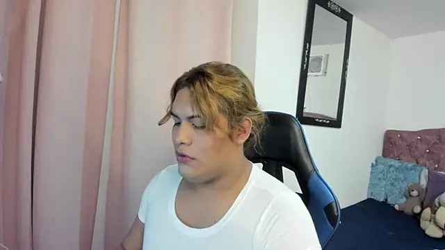 Margoth Montilla online show from February 3, 2026, 1:15 am