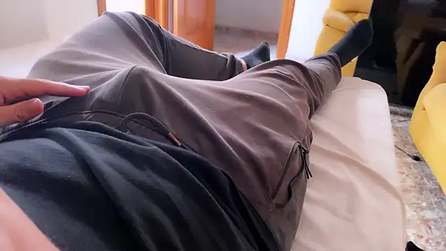 Snapshot of Soy_Nexo chatting on January 13, 2025, 12:45 pm Soy Nexo online show from January 13, 2025, 12:45 pm