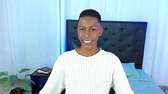 Snapshot of maiki18_ chatting on March 3, 2026, 8:48 pm maiki18 online show from March 3, 2026, 8:48 pm