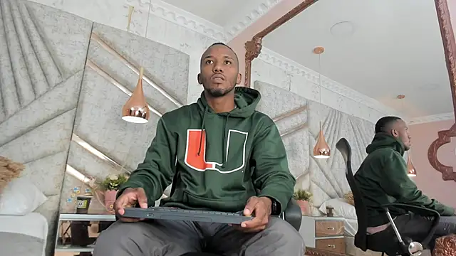 JamesParck online show from January 26, 2025, 12:33 pm