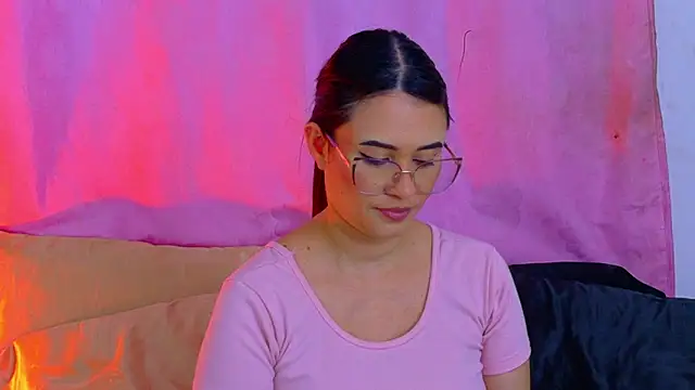 Snapshot of keelly_richaardson1 chatting on June 22, 2026, 3:25 am keelly richaardson1 online show from June 22, 2026, 3:25 am