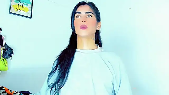 Snapshot of hannabigdirty chatting on December 23, 2024, 9:51 pm hannabigdirty online show from December 23, 2024, 9:51 pm