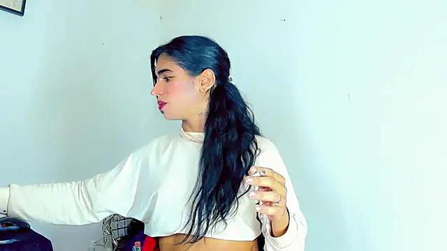 Snapshot of hannabigdirty chatting on February 3, 2025, 6:56 am hannabigdirty online show from February 3, 2025, 6:56 am