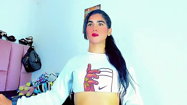 Snapshot of hannabigdirty chatting on February 19, 2025, 6:55 am hannabigdirty online show from February 19, 2025, 6:55 am