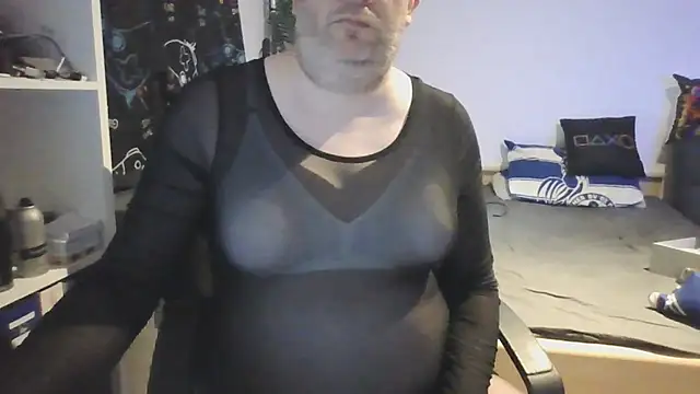 ShyBoy1982 online show from May 24, 2026, 10:26 pm