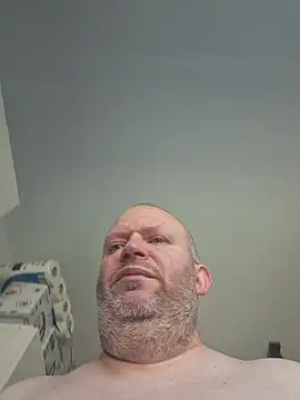 ShyBoy1982 online show from May 26, 2026, 8:43 am