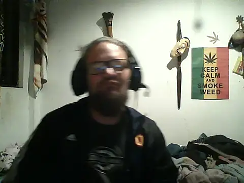 Snapshot of LECHEBALLS chatting on October 18, 2025, 1:52 am LECHEBALLS online show from October 18, 2025, 1:52 am