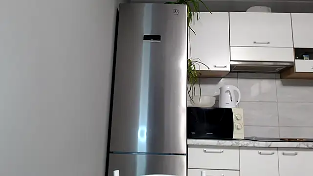 SierraSky  online show from February 23, 2025, 6:12 pm