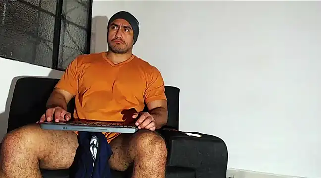 Snapshot of willian_m777 chatting on January 4, 2025, 4:01 am willian m777 online show from January 4, 2025, 4:01 am