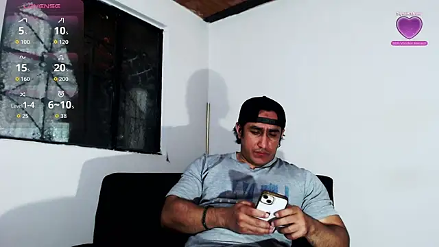 Snapshot of willian_m777 chatting on May 13, 2026, 3:48 am willian m777 online show from May 13, 2026, 3:48 am